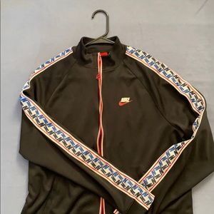 Nike cardigan/sweater